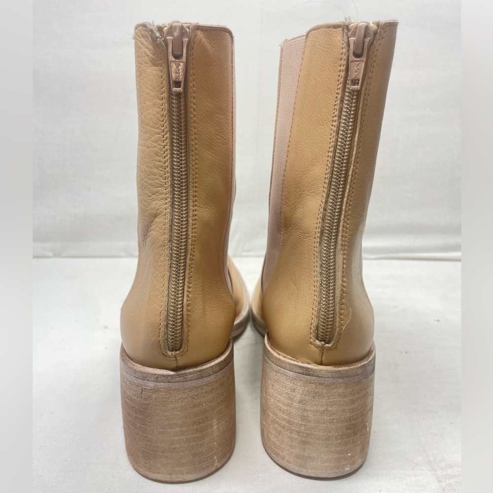 Free People Essential Chelsea Leather Boots Chalk NWOB - Picture 9 of 13